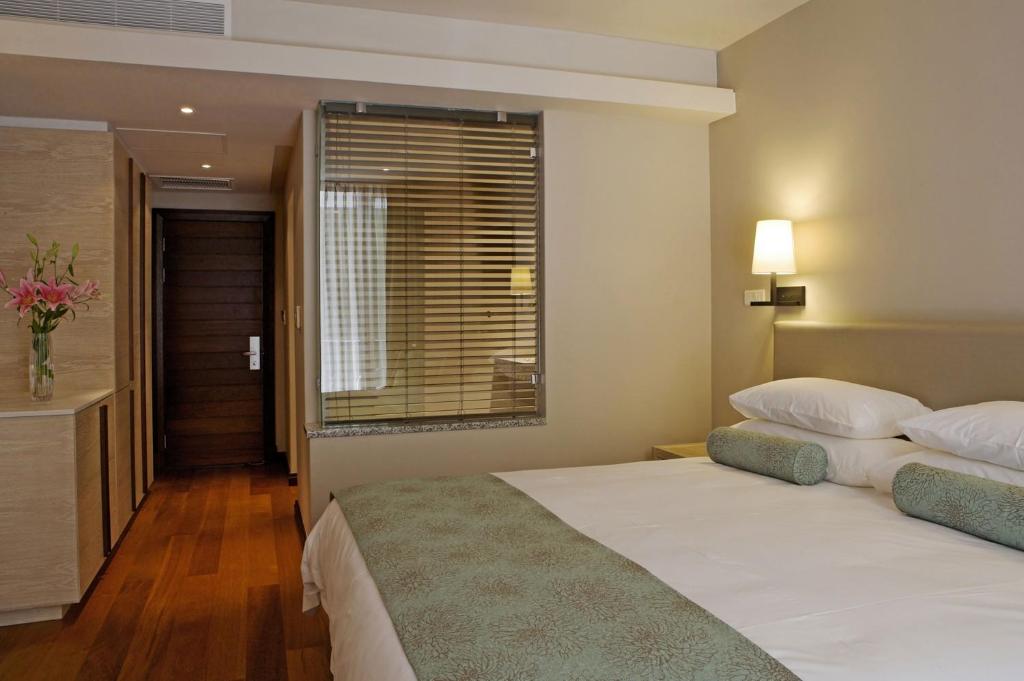 Chapmans Peak Beach Hotel - 