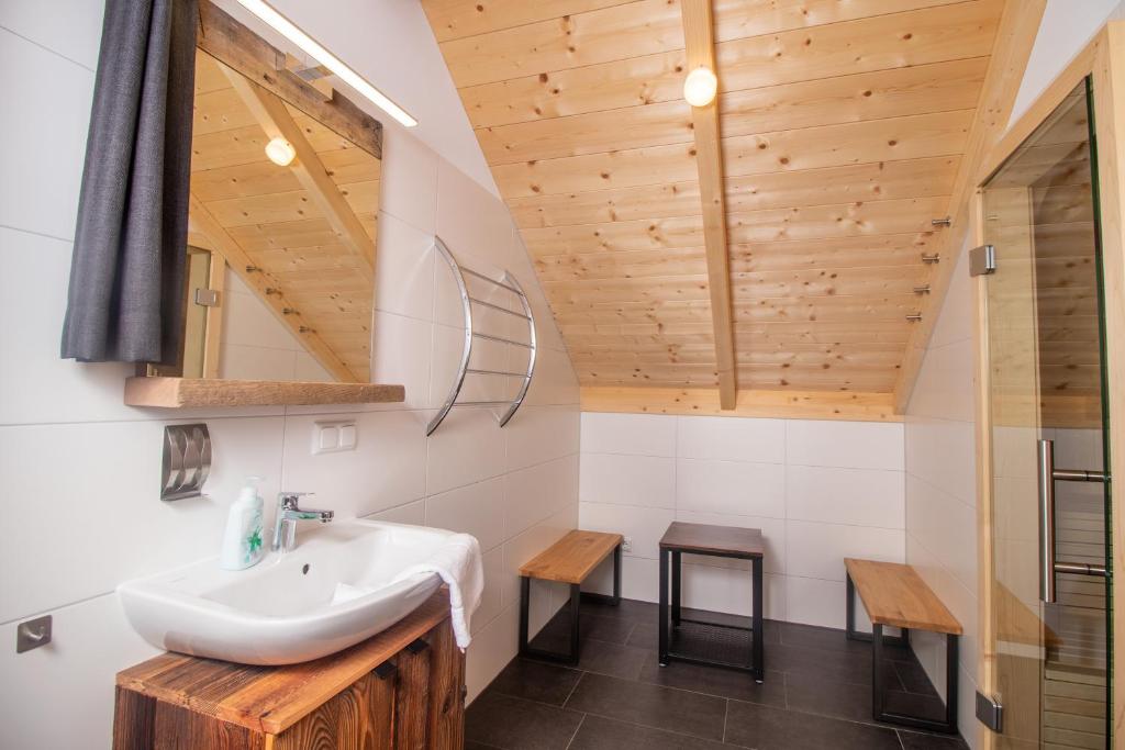 Koupelna v ubytování Chalet Risus Vallis Lachtal