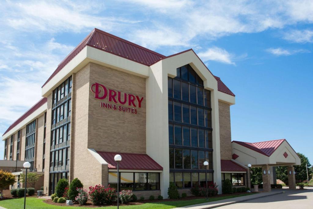 una representación de la parte delantera de un hotel en Drury Inn & Suites Cape Girardeau, en Cape Girardeau