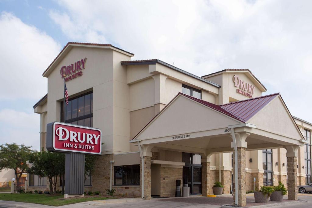 uma estalagem durkin e suites é mostrada em Drury Inn & Suites San Antonio Northeast em San Antonio