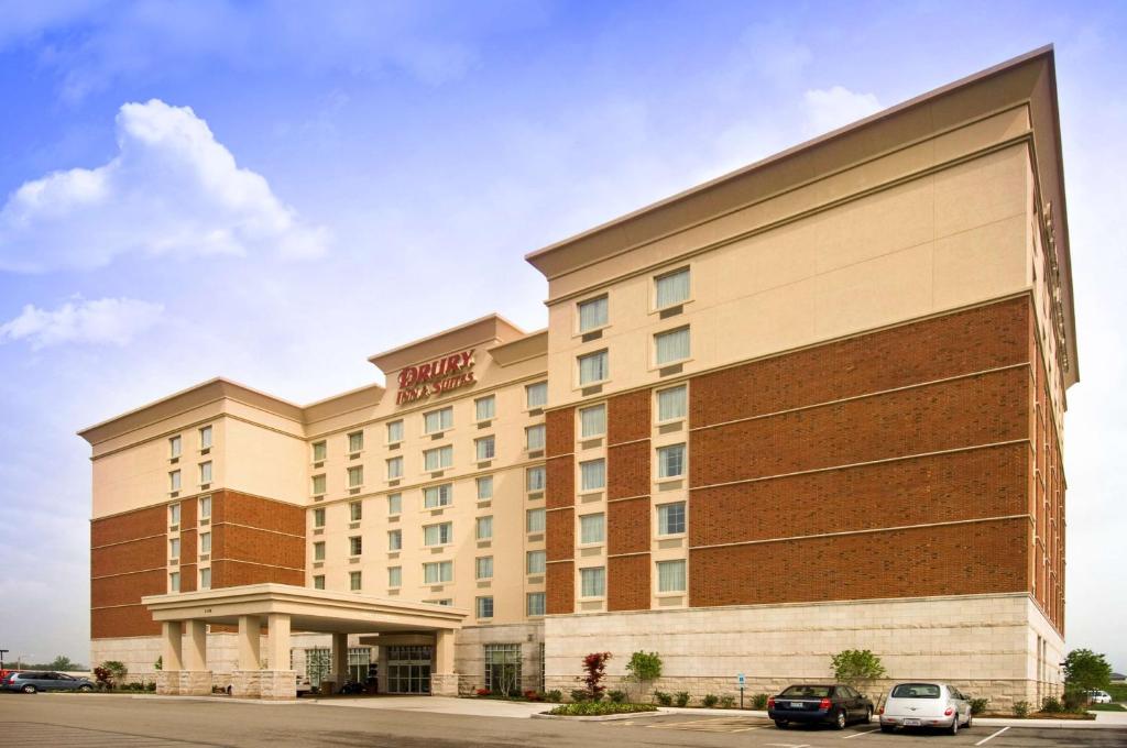 a rendering of the front of a hotel at Drury Inn & Suites St. Louis/O'Fallon, IL in O'Fallon