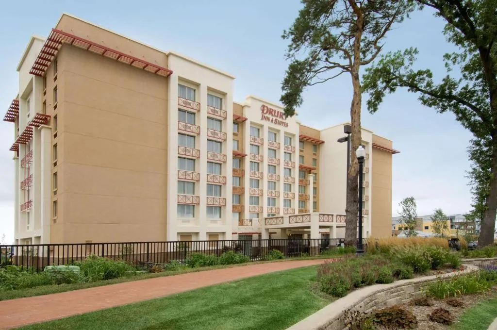 Drury Inn & Suites West Des Moines in West Des Moines