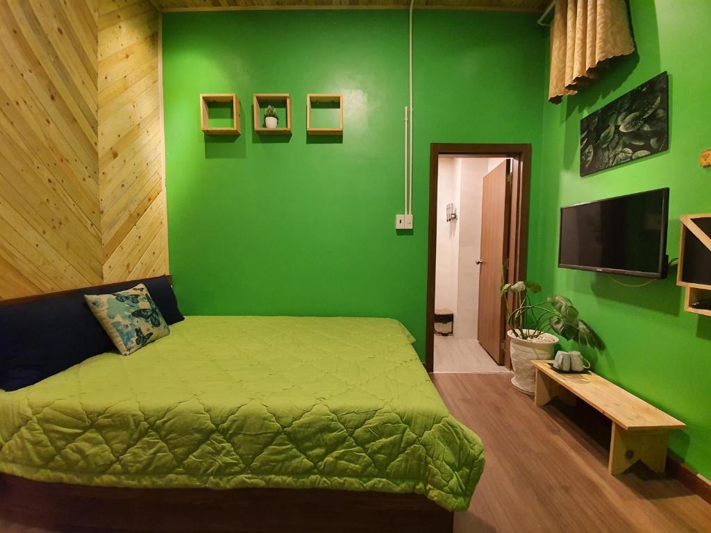 Lightning House 2 - 15