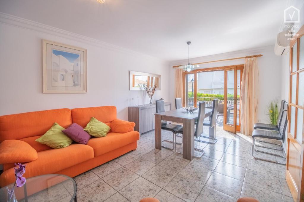 Posezení v ubytování Casa SES GAVINES Alcudia by Mallorca Villa Selection