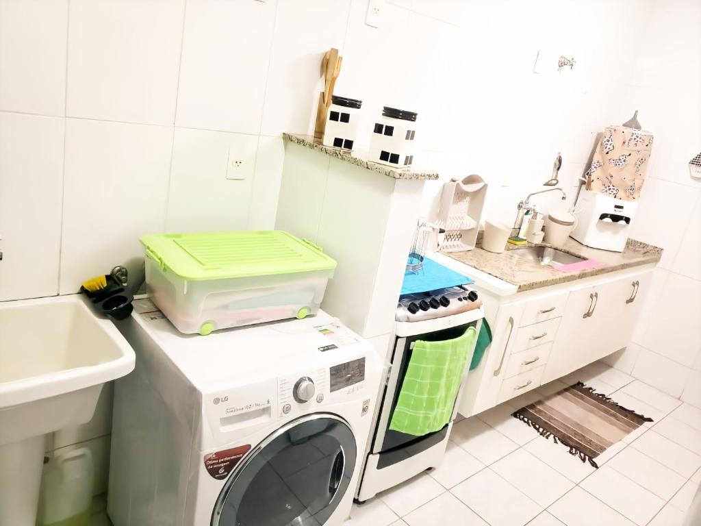  Lindo e seguro apartamento na Praia do Forte!