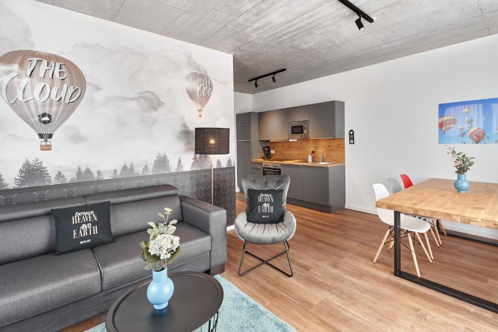 Kuchyň nebo kuchyňský kout v ubytování The Cloud Suite Apartments