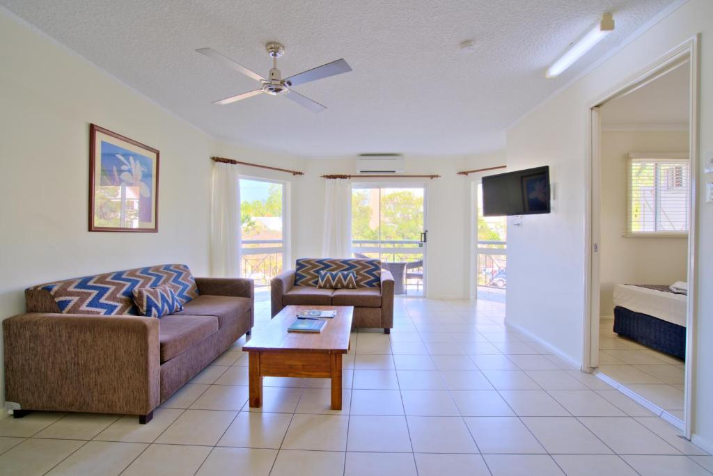 Cairns Queenslander Hotel & Apartments photo