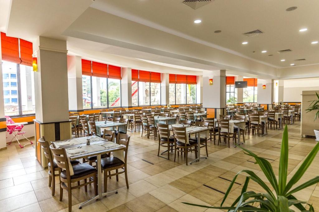 Restaurace v ubytování Kuban Resort & Aquapark - All Inclusive