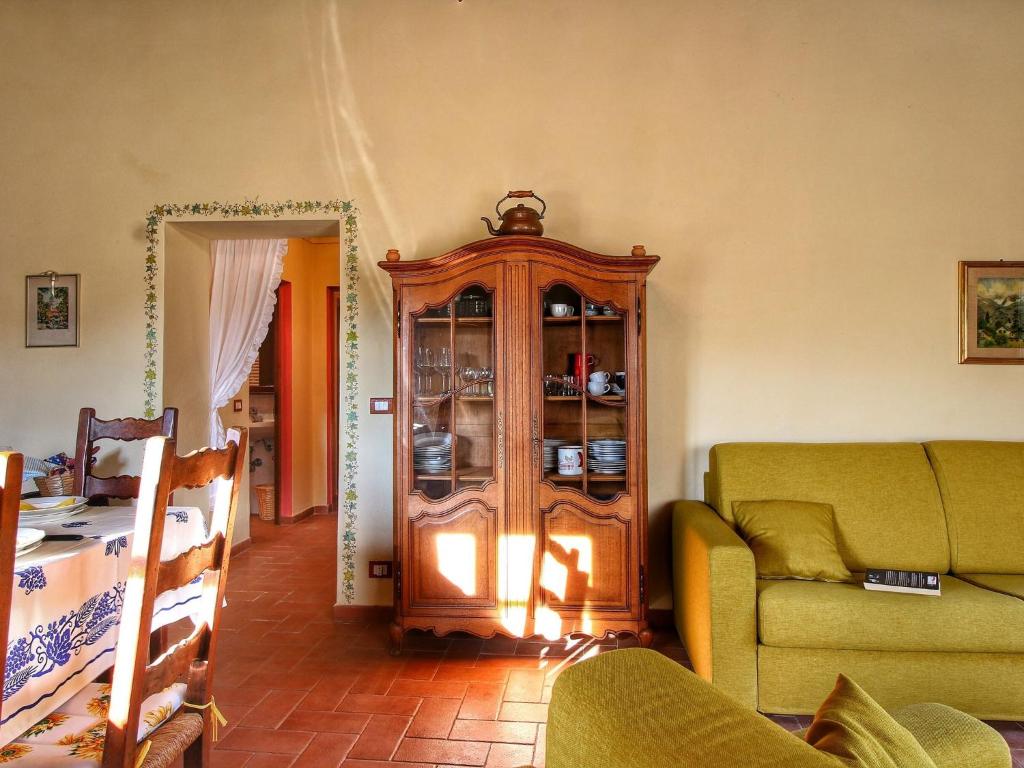 Posezení v ubytování Farmhouse in Tuscany with Pool and Organic Garden