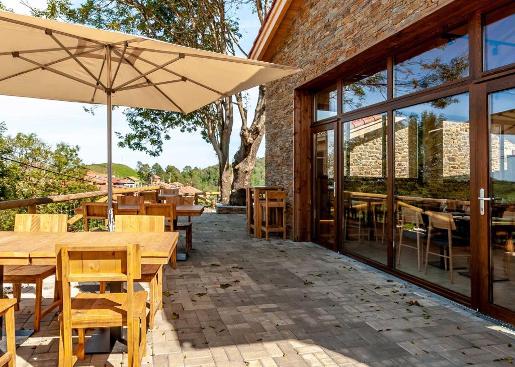 Restaurace v ubytování CieloAstur Complejo Turístico
