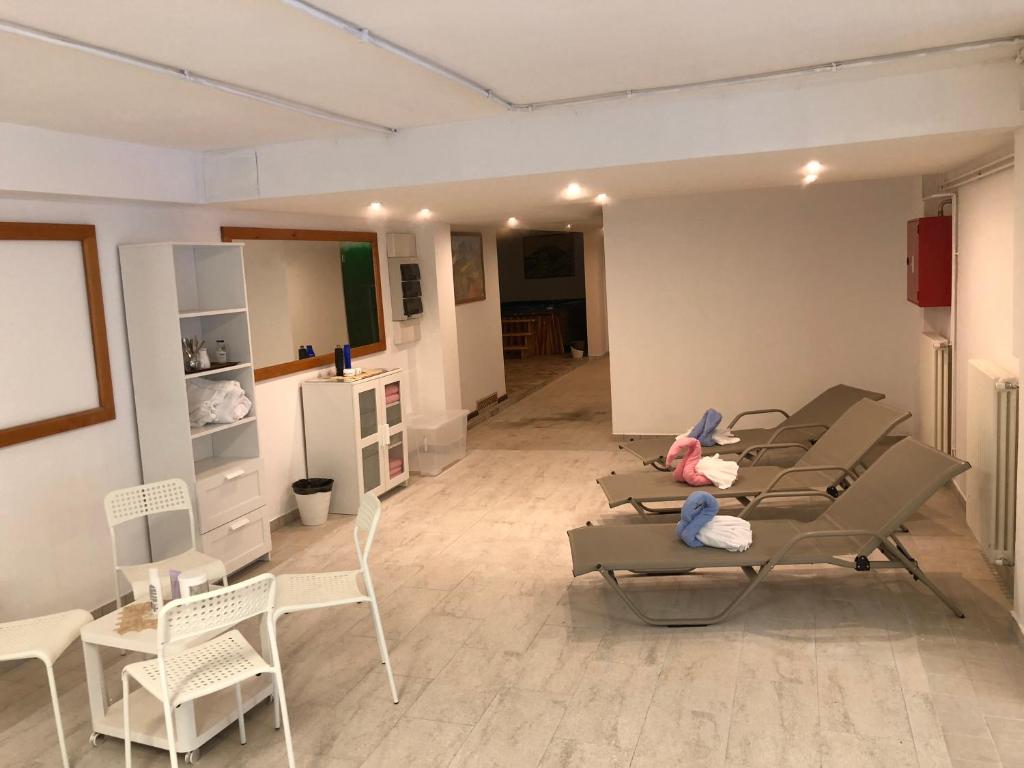Kuchyň nebo kuchyňský kout v ubytování IHR Hotel Villa Emma