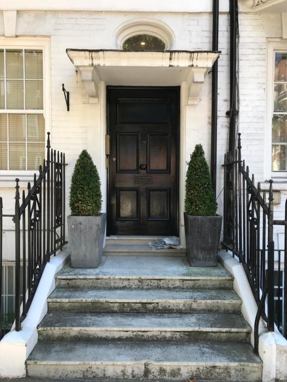 Chelsea - Sloane Avenue by Viridian Apartments - One-Bedroom Apartment
