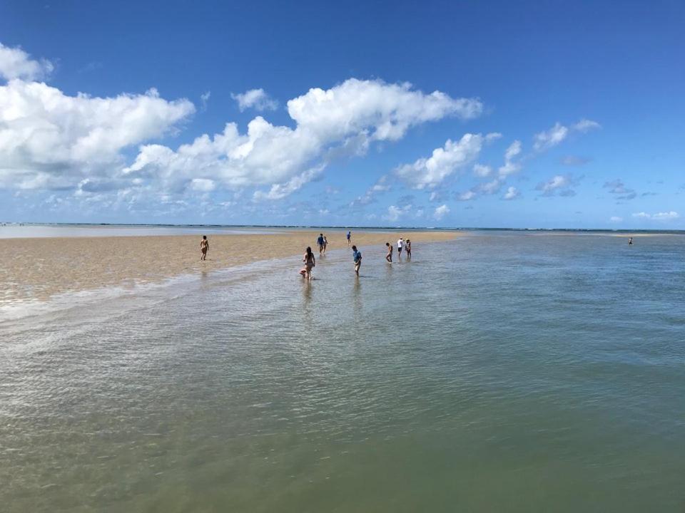 CHALES AJULULU  CHALES AJULULU