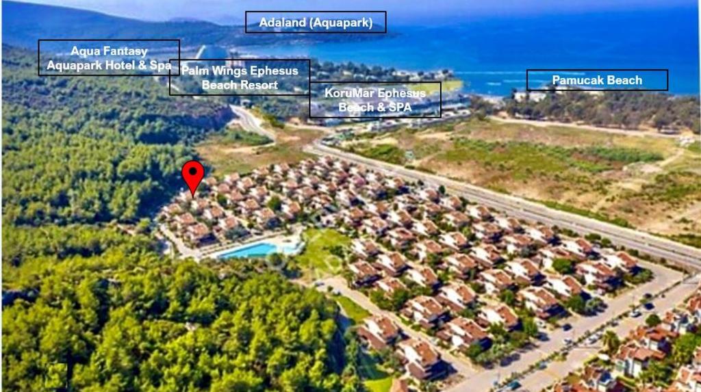 セルチュクにあるEphesus Holiday Houseの住宅街の空中を望む