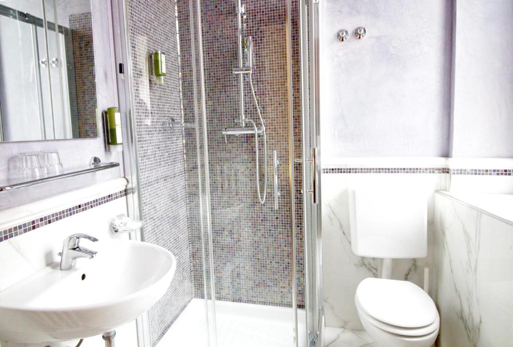 Kúpeľňa v ubytovaní Hotel Aurora