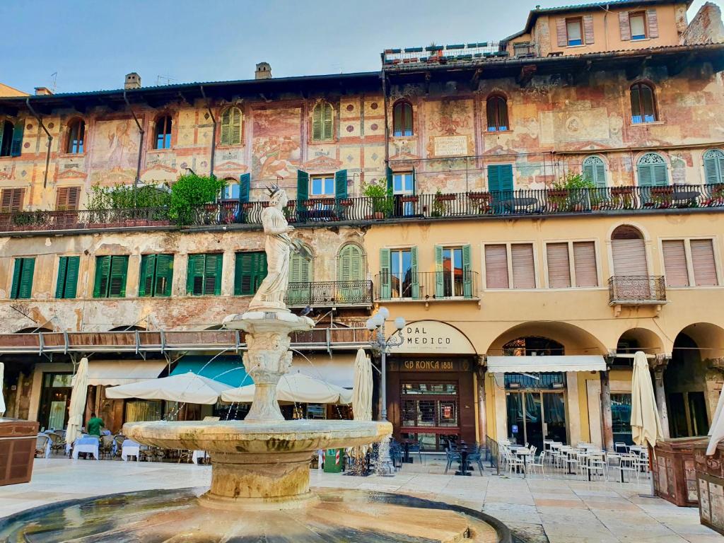 Hotel Aurora - Resim 45