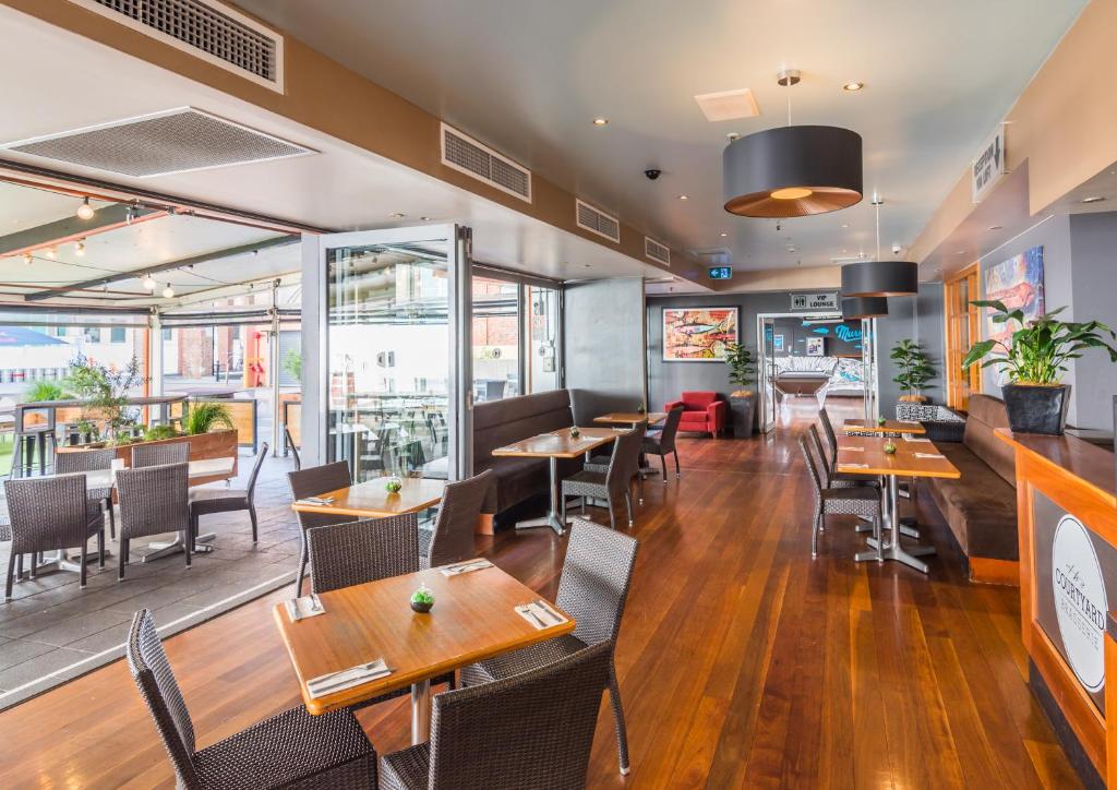 Clarendon Hotel - Resim 22