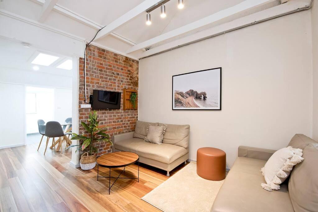 Gallery image of A Quaint Darlinghurst Cottage in Sydney