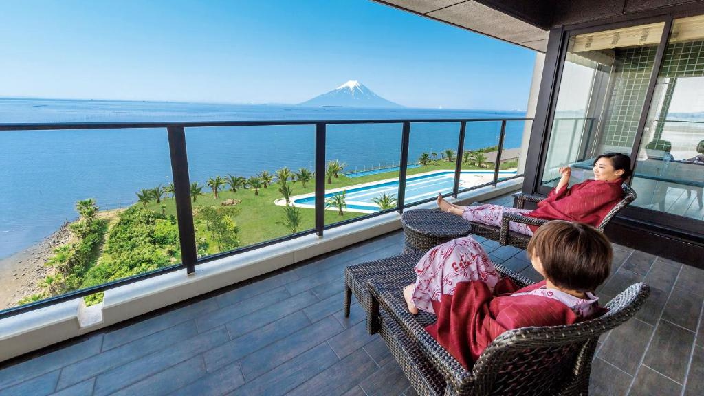Ryugujo Spa Hotel Mikazuki Fujimitei thumbnail 3