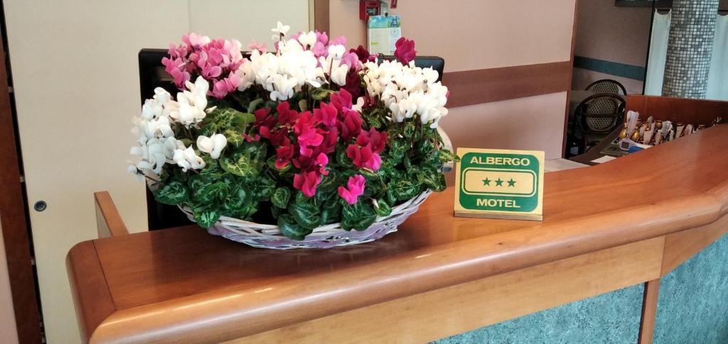 Certifikát, hodnocení, plakát nebo jiný dokument vystavený v ubytování Hotel Motel Est
