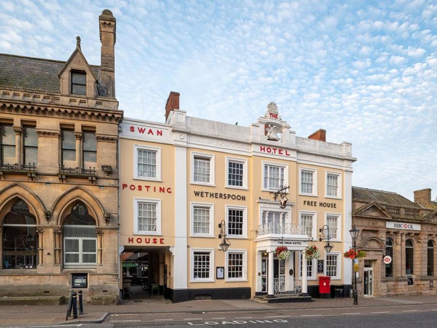 Galeriebild der Unterkunft The Swan Hotel Wetherspoon in Leighton Buzzard