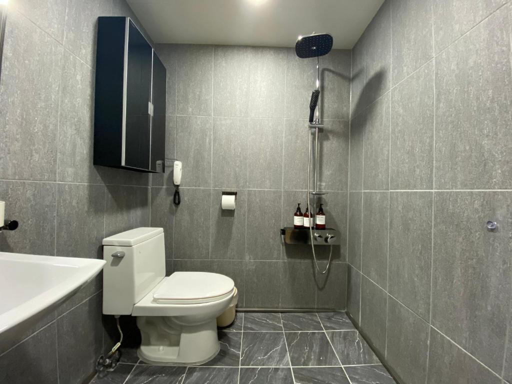 Koupelna v ubytování Benikea Daelim Hotel