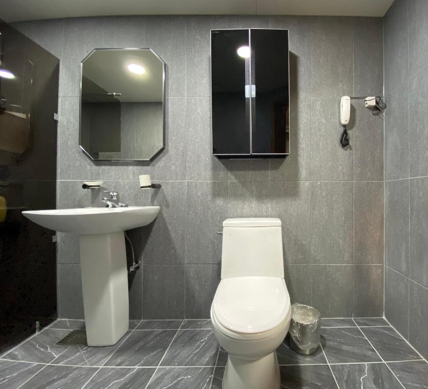 Koupelna v ubytování Benikea Daelim Hotel