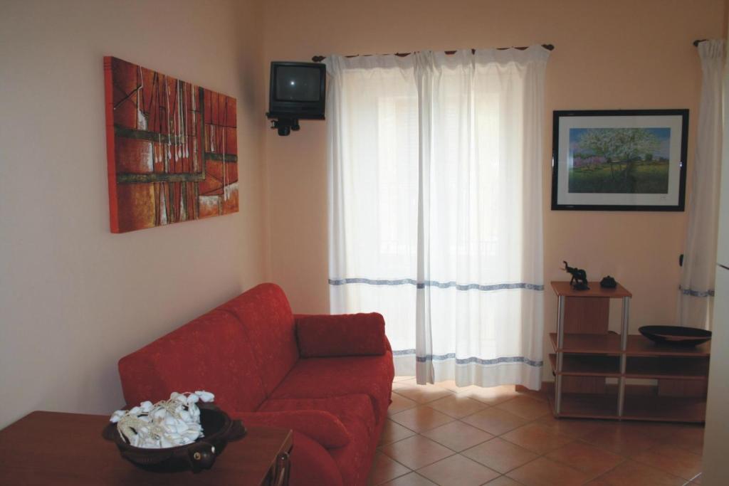 Gaia Holidays Apartments - 18