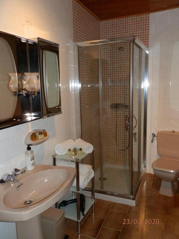 Vacation Home Casa Angusta (Ribeira Sacra), Abeleda, Spain ...