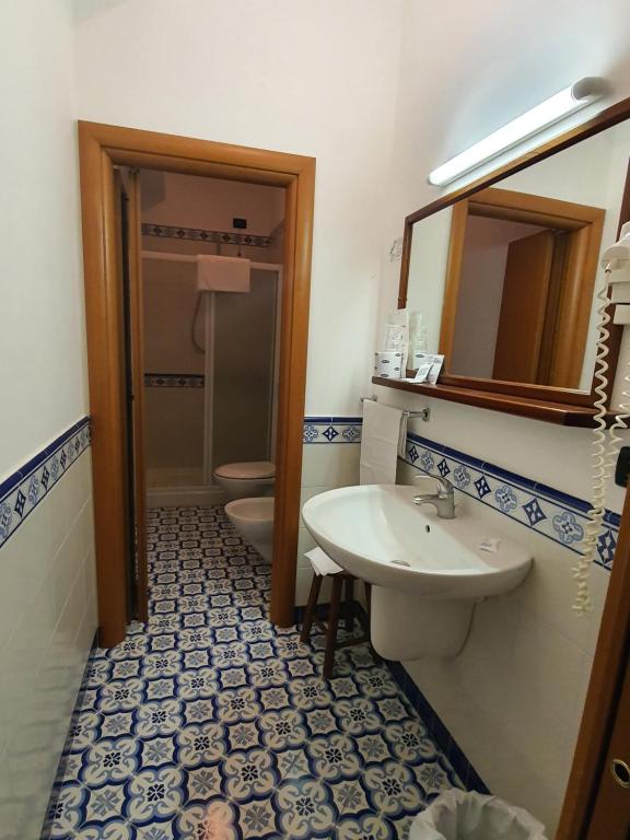 Koupelna v ubytování Hotel Il Nido Sorrento