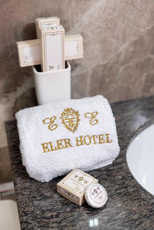 Certifikát, hodnocení, plakát nebo jiný dokument vystavený v ubytování Eler Hotel