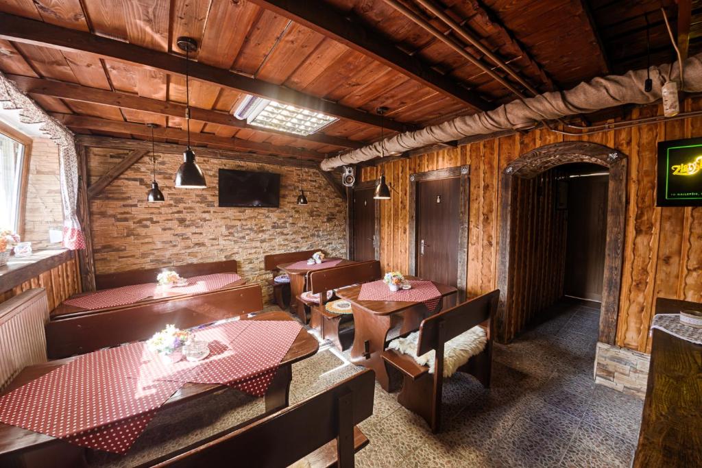 TV a/nebo společenská místnost v ubytování Silvestrovska Chata