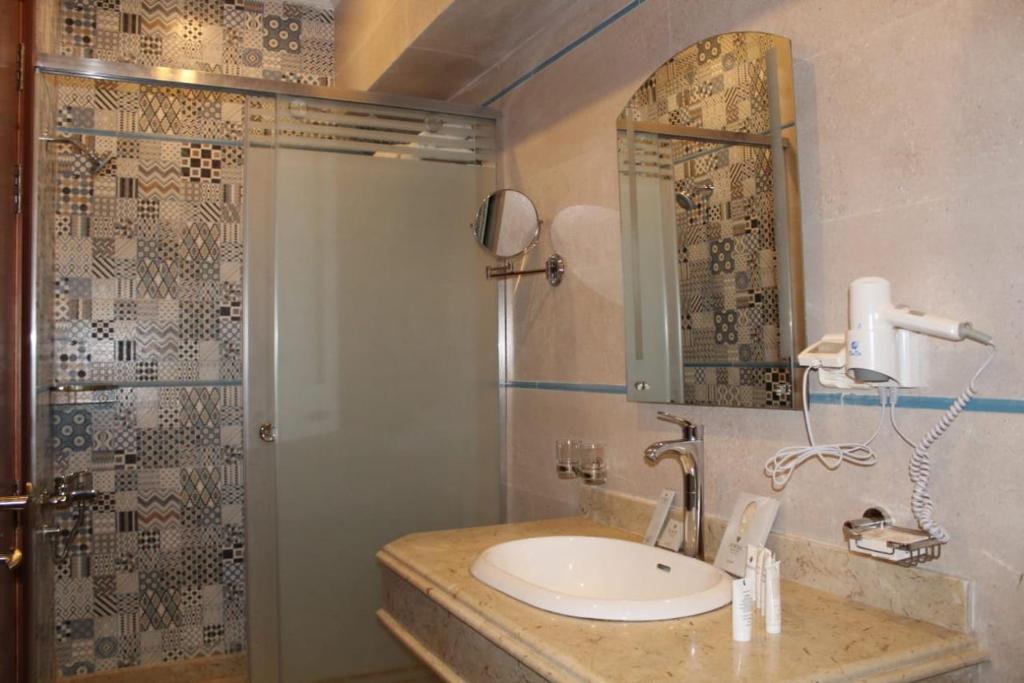 Royal Jewel Al Raml Hotel - Royal Suite With Sea View