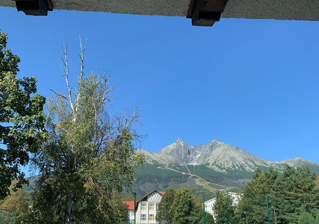Výhľad na hory alebo výhľad na hory priamo z apartmánu