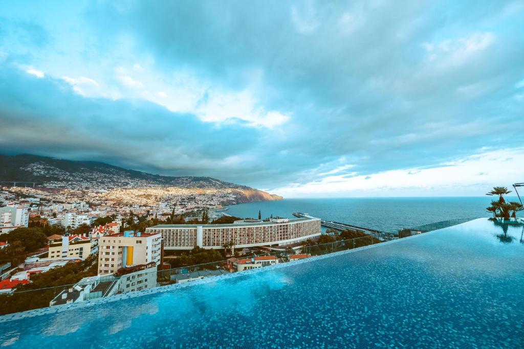 Savoy Palace - The Leading Hotels of the World - Savoy Signature, Funchal – Updated 2023 Prices