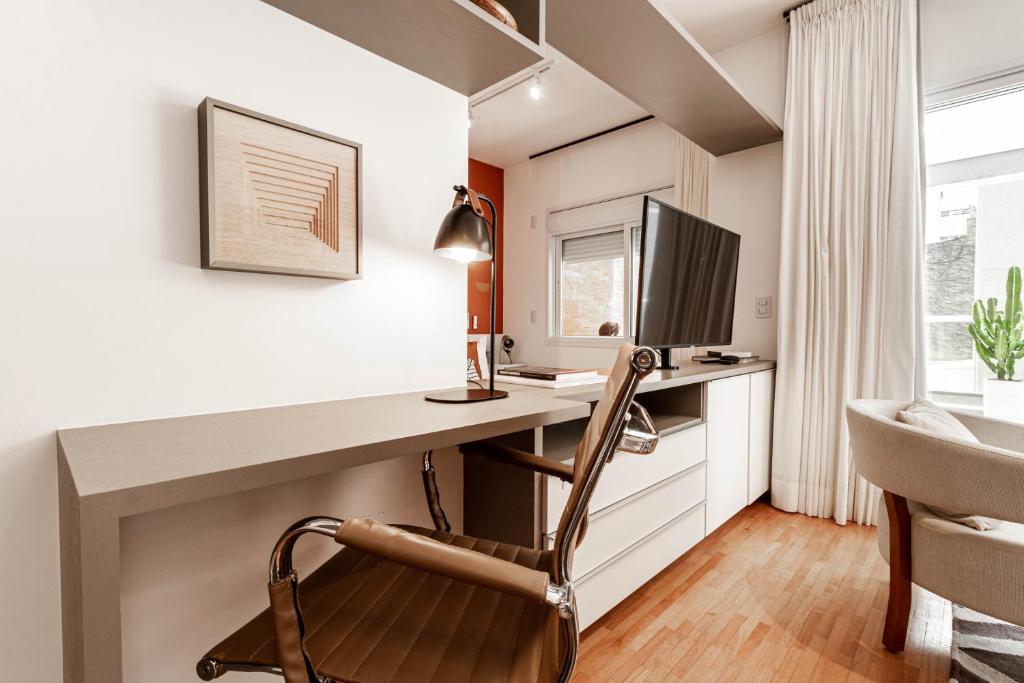  Apartamento estiloso com terraço privativo - Jardim Paulista