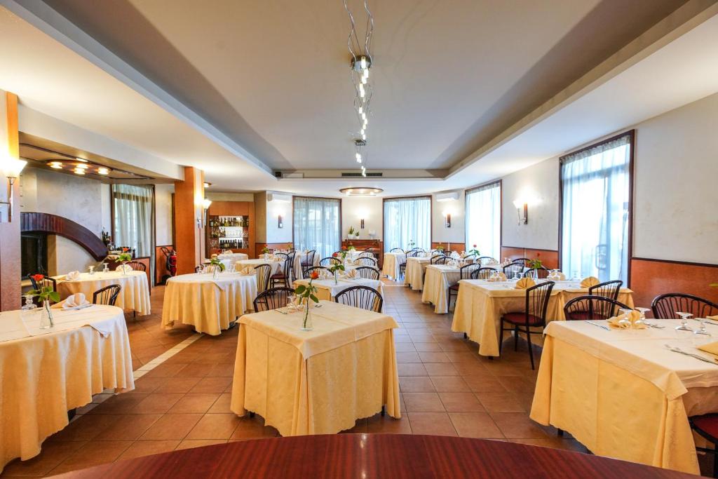 Restaurace v ubytování Hotel Murgia