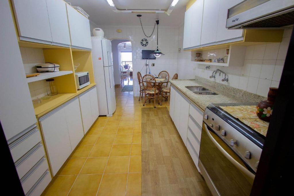  Vista incrível a 100m da praia das Pitangueiras