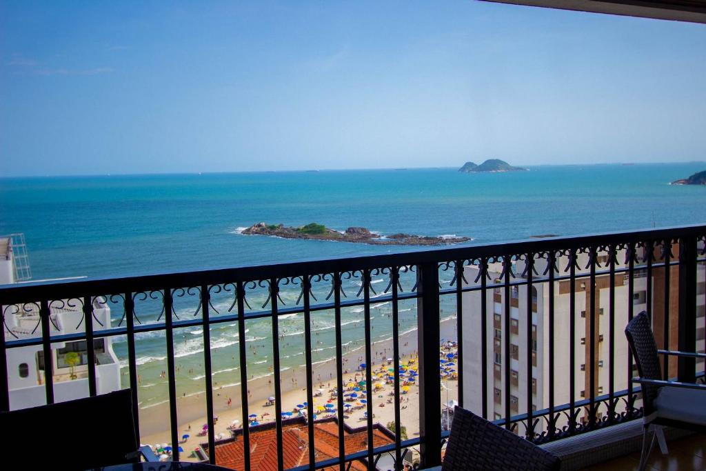  Vista incrível a 100m da praia das Pitangueiras