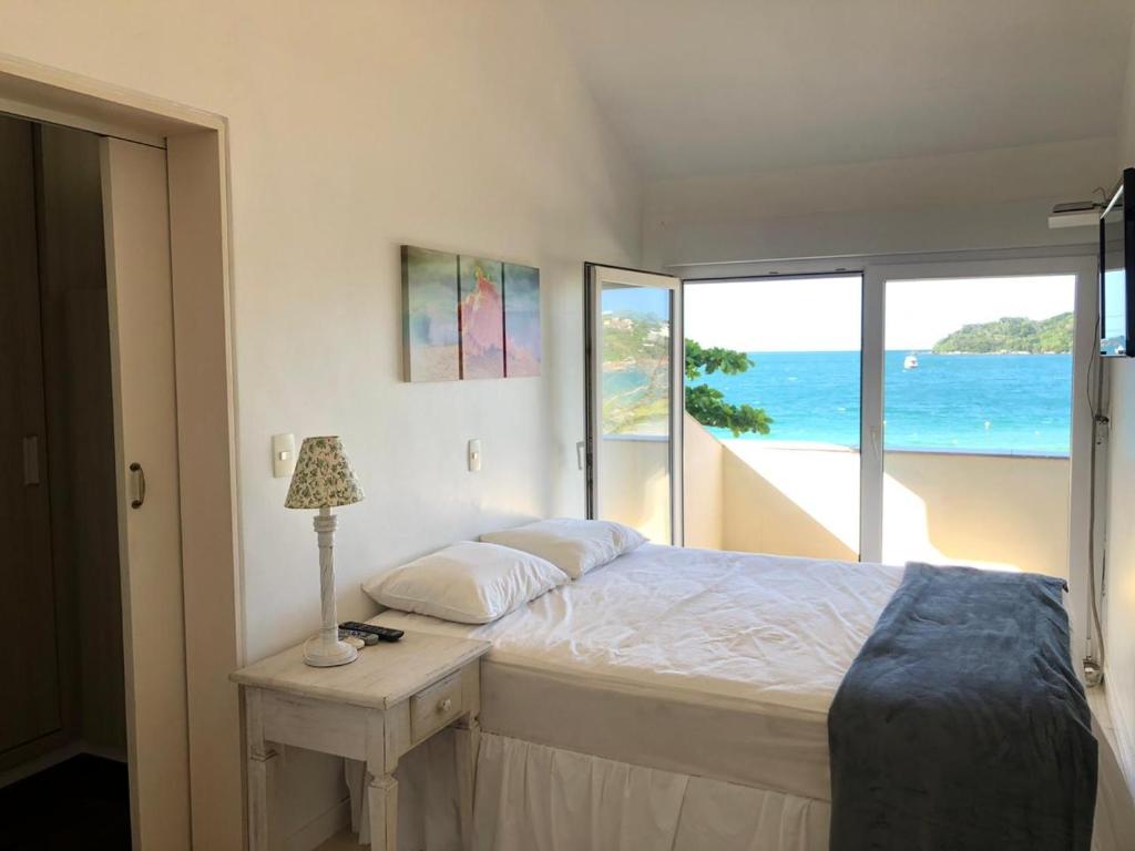  Casas Beira-mar Bombinhas