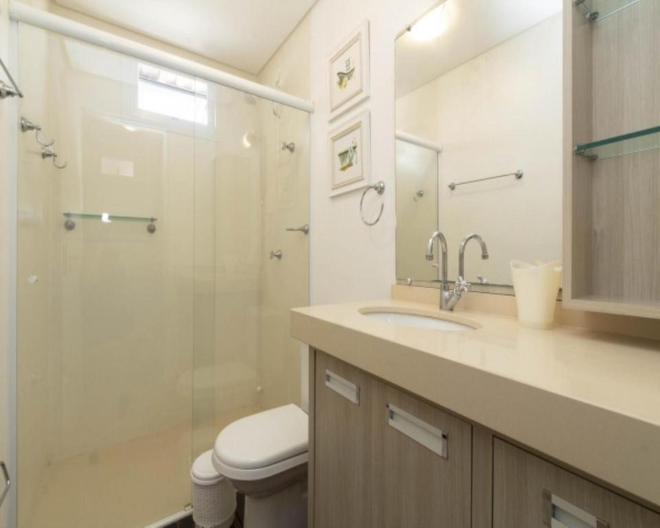  Casas Beira-mar Bombinhas