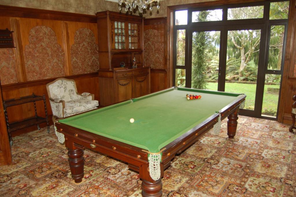 Biliár nebo kulečník v ubytování Oak Lodge