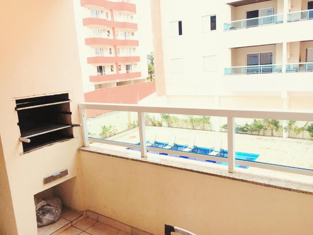  Apto na Toninhas 150m do mar