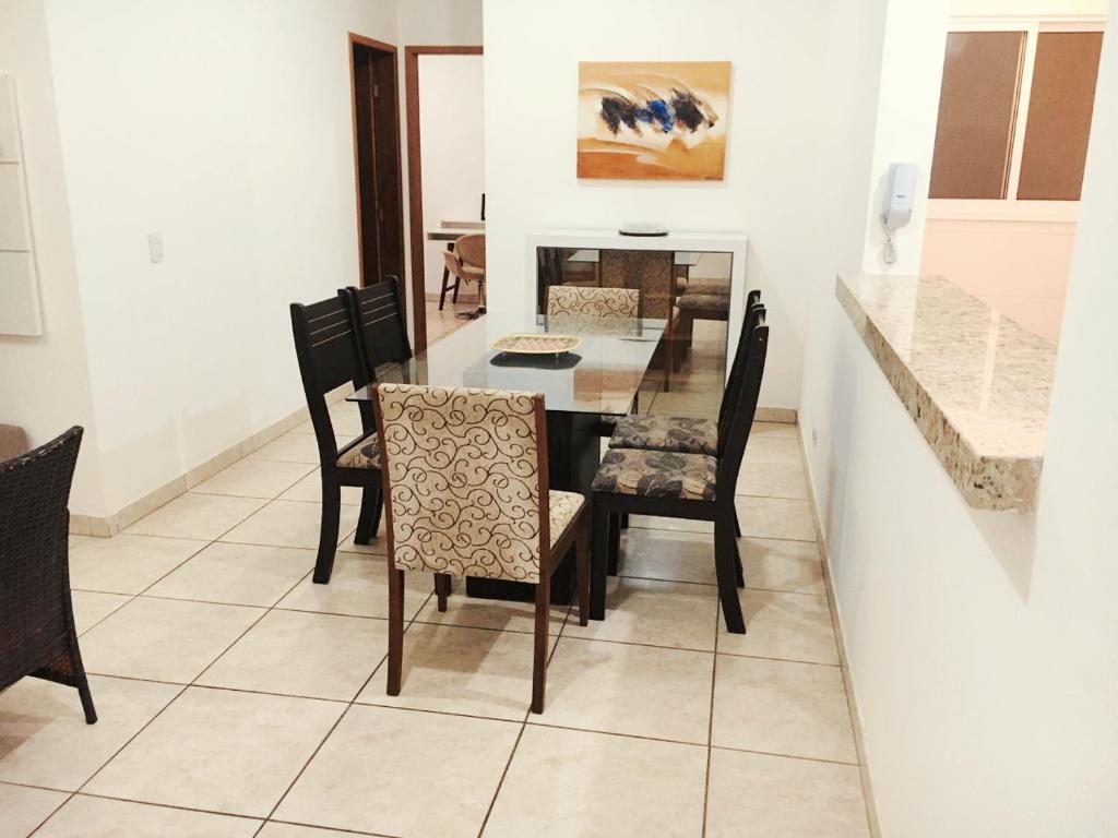  Apto na Toninhas 150m do mar