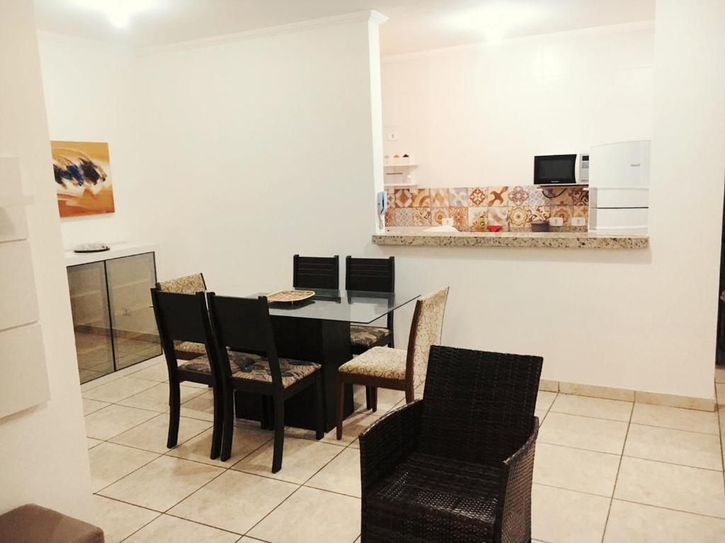  Apto na Toninhas 150m do mar