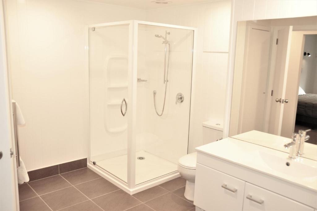 St James Apartments - Resim 14