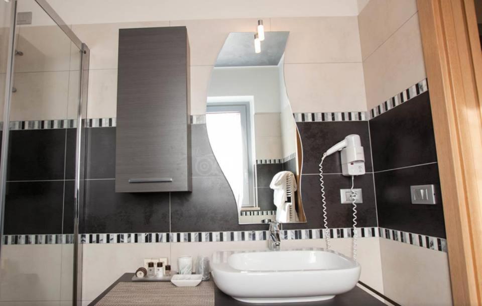 La Grotta Hotel - Resim 8