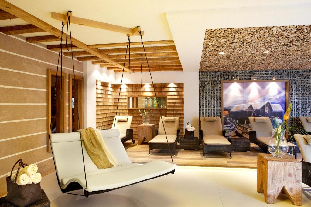 Istumisnurk majutusasutuses Hotel Bergblick 5 Sterne