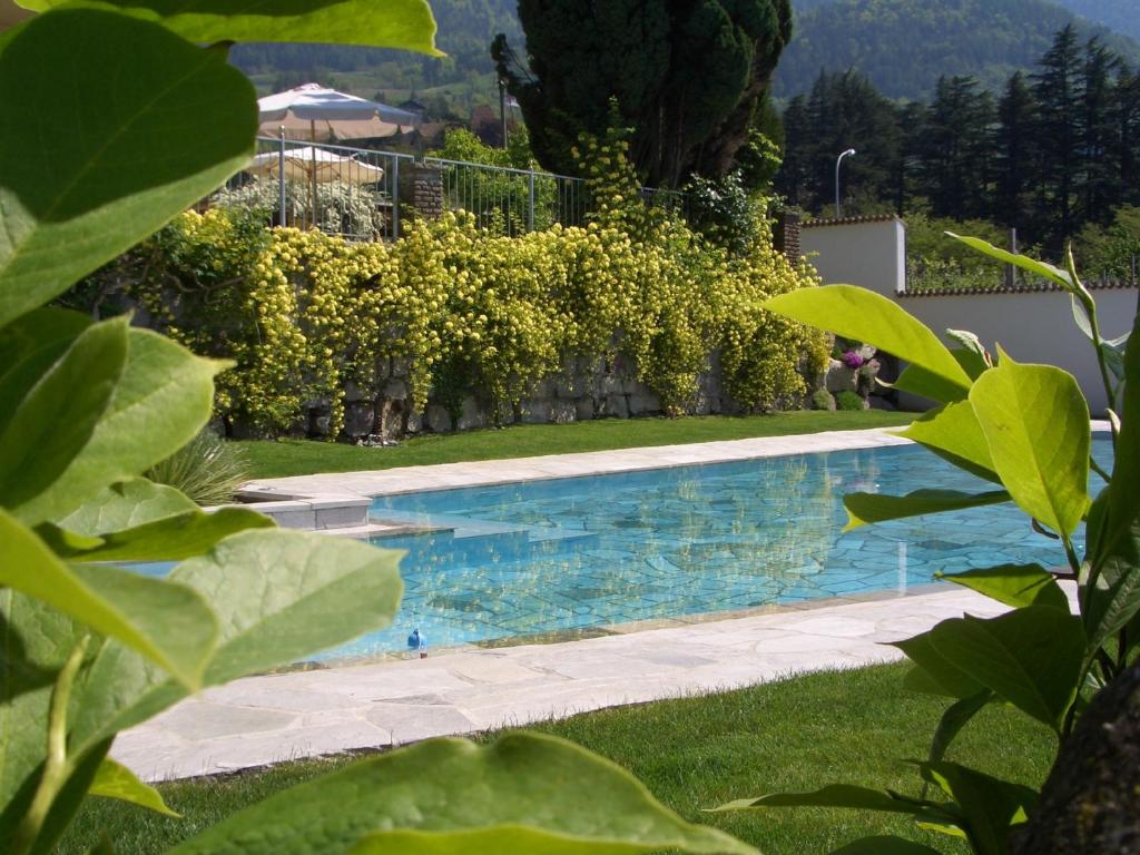 Bazén v ubytování Hotel Pension Verdorfer nebo v jeho okolí