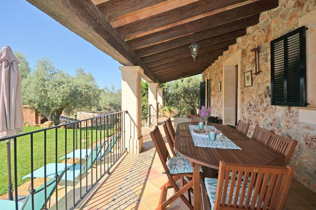 A balcony or terrace at Cocons